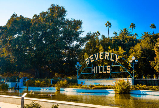 Beverly Hills, NOVEMBER 10, 2019: Beverly Hills Sign at Beverly Gardens Park, Los Angeles, California