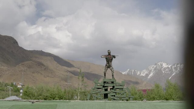 Statue Of An Armed Indian Soldier At Kargil War Memorial In India. - wide