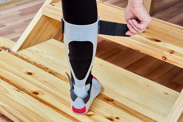 Ortho ankle foot orthosis brace or AFO dynamically stabilize ankle at drop foot, peroneal palsy and...