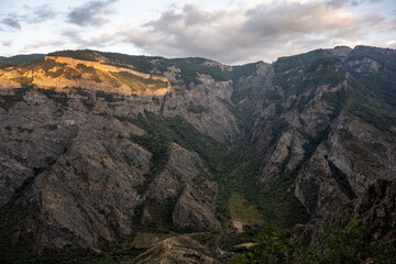 Fototapeta premium sunrise in a mountain gorge in the mountains of Armenia