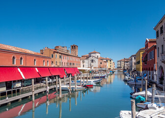 Naklejka na ściany i meble Blick auf die Stadt Chioggia in Italien