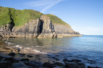 sea and rocks