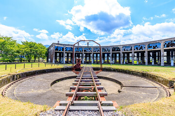 夏の旧豊後森機関庫　大分県玖珠郡	Former Bungomori locomotive storehouse in summer. Ooita-ken Kusu-gun.
