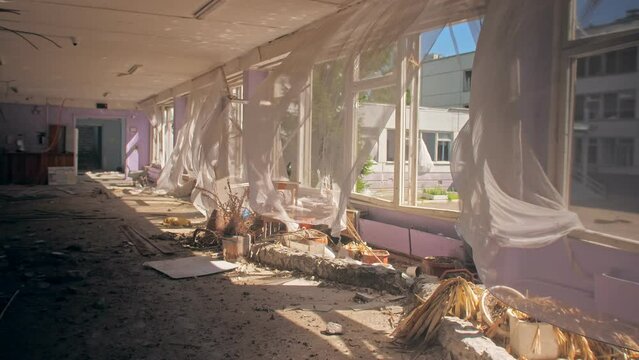 War destroy ruin sun civil peole school fire bomb rocket city Ukraine