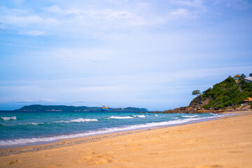 Fototapeta na wymiar Samae Beach at Larn island (Koh Larn). Beautiful of sea at Chonburi, Thailand.
