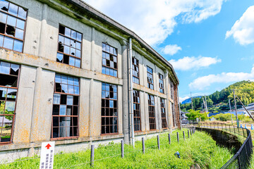 夏の旧豊後森機関庫　機銃掃射の弾丸跡　大分県玖珠郡 Former Bungomori...