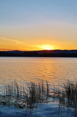 Sonnenuntergang am Murtensee, Westschweiz