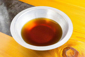 鍋の醤油系スープ