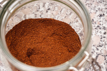 Ground filtre coffee in the jar