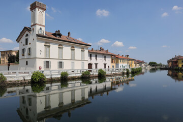 edifici storici della provincia di milano, italia, historical buildings of the area of milan, italy