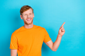 Photo of cheerful satisfied man arm direct empty space offer quality toothcare procedure isolated on cyan color background