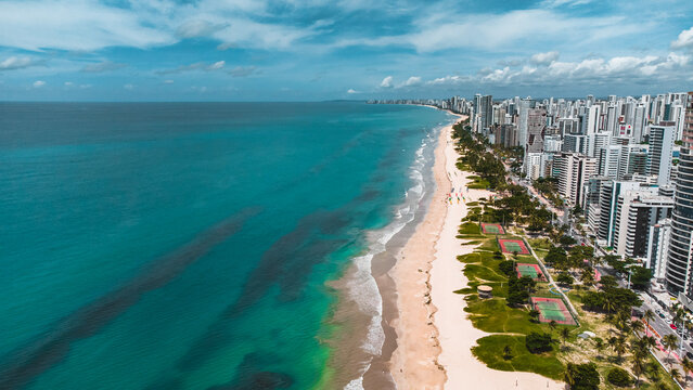 Praia Pina Recife Boa Viagem Pernambuco Pernambucana Litoral Mar Orla Ver&atilde;o Viagem Viajar Turismo Pr&eacute;dios Arquitetura Gentrifica&ccedil;&atilde;o  