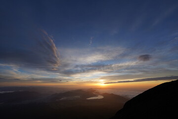 富士山　8合目付近からの日の出