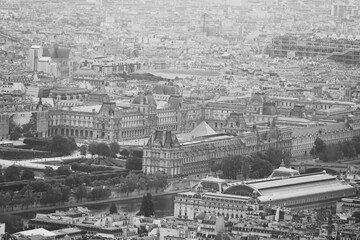 Paris vue du ciel - 524298631