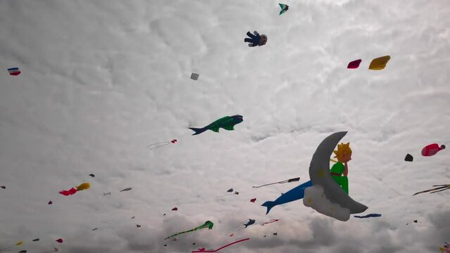 Wind and kite festival in Porspoder