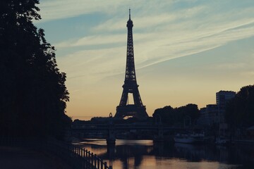 Tour Eiffel - 524300894