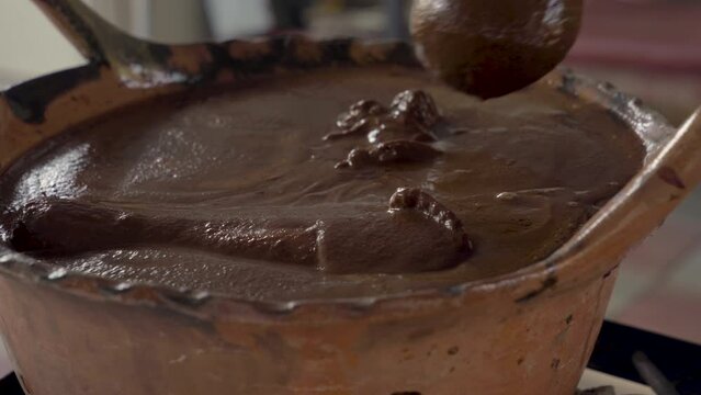 A pot of mole