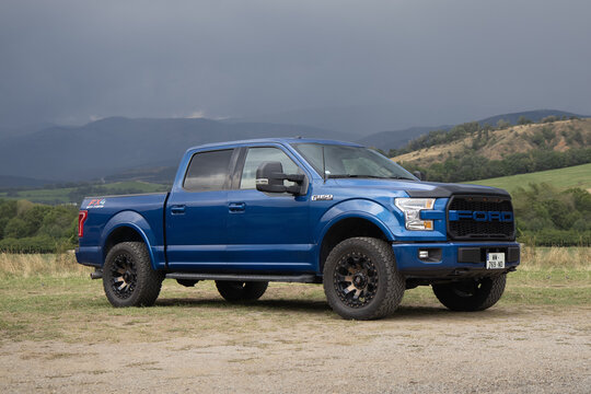 LLO, FRANCE-AUGUST 16, 2022: 2018 Ford F-150 XLT, thirteenth generation of F-Series, Ford Lobo