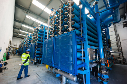 Racks de &oacute;smosis, desalinizadora Son Tugores, estacion de tratamiento de agua potable, Palma, Mallorca, balearic islands, spain, europe