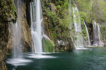 Fototapeta premium Parque Nacional de los Lagos de Plitvice, Patrimonio Mundial de la UNESCO, Croacia, europa