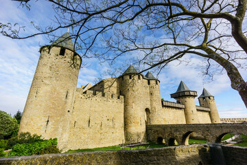 Fototapeta na wymiar ciudadela amurallada de Carcasona , declarada en 1997 Patrimonio de la Humanidad por la Unesco, capital del departamento del Aude, region Languedoc-Rosellon, Francia, Europa