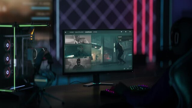 Playing the freshly released pc shooter video game. Choosing a separatist soldier model to play in a pc shooter mission. Player loading into the map in the pc shooter. Internet FPS. Characters.