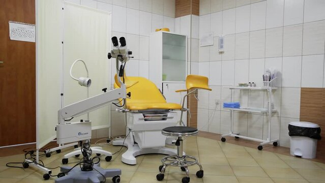 4K. Gynecological chair in the women's consultation.