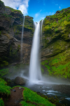 Kvernufoss Waterfall © Lee
