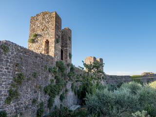 Fototapeta na wymiar Montereggioni medieval town walls