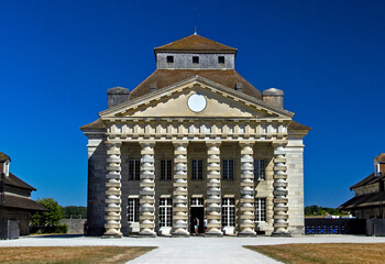 Obraz premium Arc-et-Senans, France 2022: Visit the magnificent Royal Saltworks built in the 18th century by the royal architect Claude-Nicolas LEDOUX. 