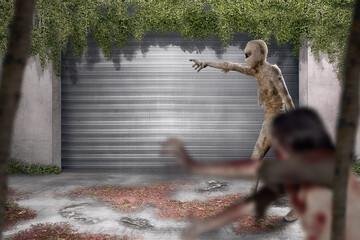 Mummy standing with claw hands