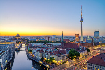Fototapeta premium Downtown Berlin after sunset with the TV Tower, the river Spree and the cathedral