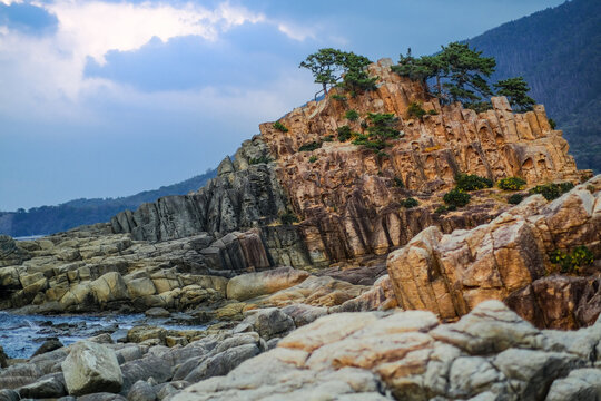 海の岩場 の画像 13 280 件の Stock 写真 ベクターおよびビデオ Adobe Stock