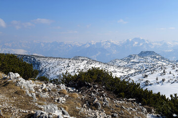 Gipfelkreuz auf dem Alberfeldkogel auf dem Feuerkogel-Plateau