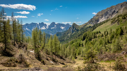 Fototapeta na wymiar Exploration spring day in the beautiful Carnic Alps, Friuli-Venezia Giulia, Italy