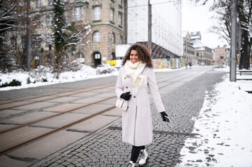 Fototapeta premium woman walking in the park