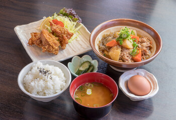 肉じゃが定食