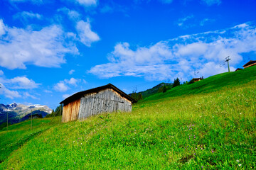 Fototapeta na wymiar Lech in Vorarlberg Österreich 