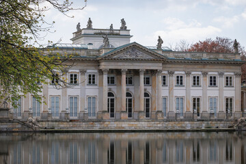 Fototapeta na wymiar Palace on the Water in Lazienki - Royal Baths Park in Warsaw city, Poland