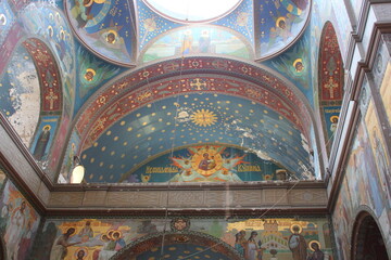 Fototapeta na wymiar patterns on the walls of the New Athos monastery inside