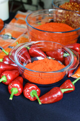 pimientos de la variedad local Tap De Corti,mercado al aire libre, Porreres,  Mallorca,Islas Baleares, Spain.