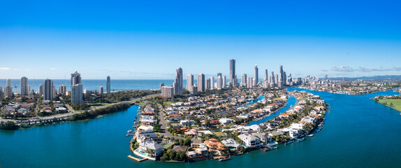 Luxury waterfront homes on the Gold Coast