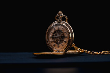 Classic gold simple pocket watch with chain