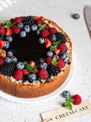 cheesecake with berries