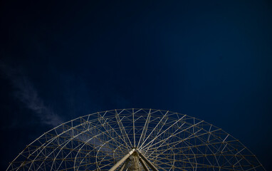 ferris wheel at sunset