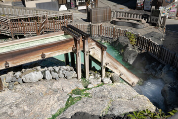 草津温泉　湯けむり　草津温泉湯畑