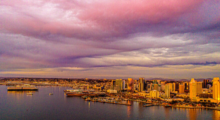 Obraz premium San Diego Skylines by Drone