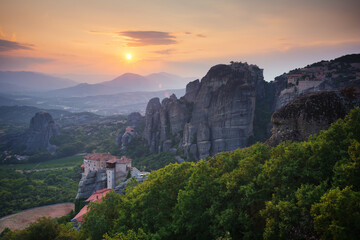 Fototapeta na wymiar The Meteora is picturesque landmark in Greece with monasteries