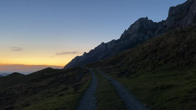 In der Schweiz am S&auml;ntis
