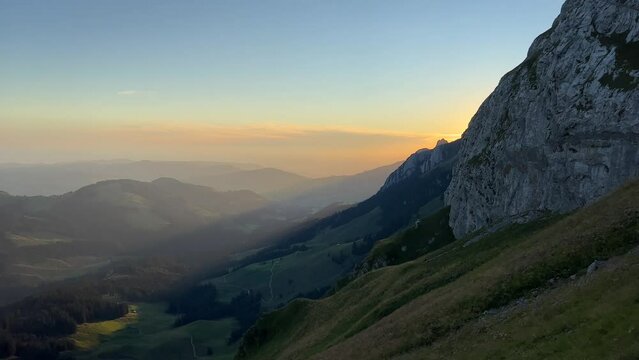 In der Schweiz am S&auml;ntis